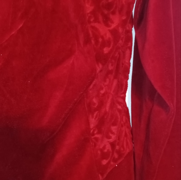 Valour Red Warm up Suit Medium - Picture 3 of 12